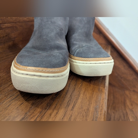 TOMS Women's Paxton Sneaker Boot Size 8.5 Fur Lined Shoe Gray Suede Cozy - Picture 4 of 16